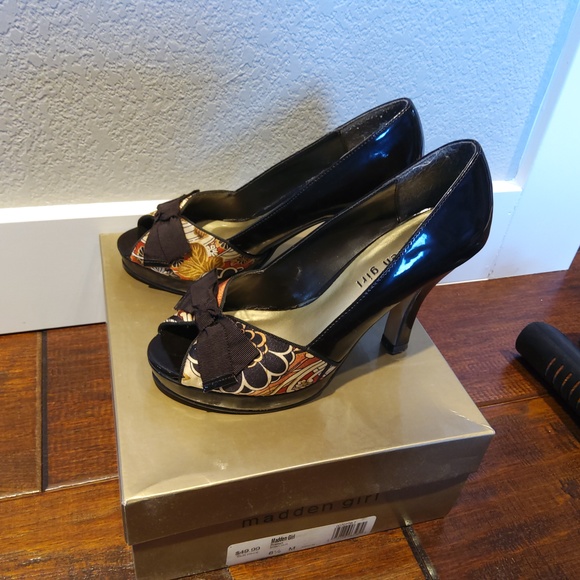 Floral satin and brown heels women's size 6.5 - Picture 5 of 5